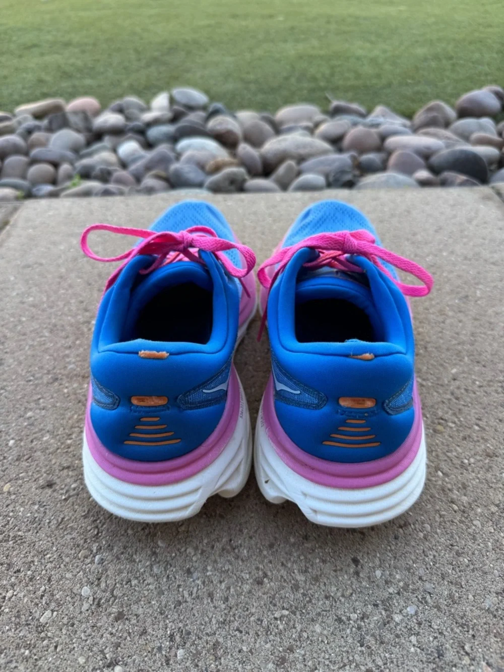 HOKA One Bondi 8 Women’s Size 9.5 - Picture 4 of 7